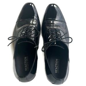 Kenneth Cole Reaction men’s dress shoes.  Size 11.